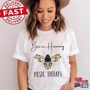 Music Therapy Gift Shirt Bee T-Shirt Tee Grad Student Intern Teacher Tee